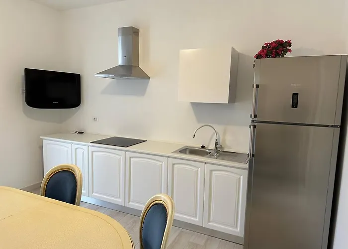 Pensionat Blessed House 4*